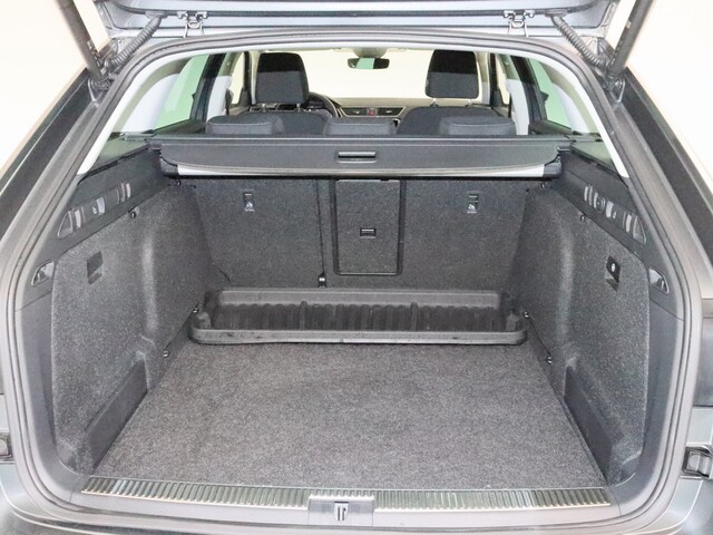 Skoda Superb 2.0 TDI Combi Style Style