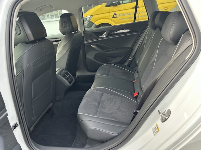 Volkswagen Passat 2.0 TDI DSG Elegance Elegance