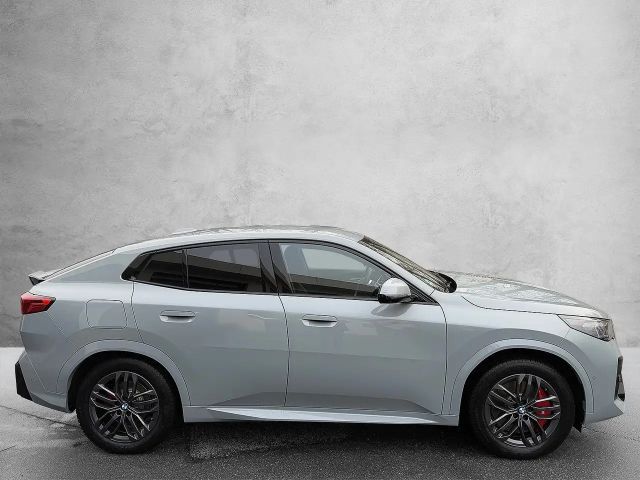 BMW iX2 Coupé M-Sport xDrive30