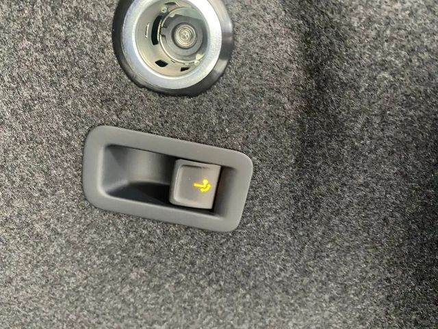 Volkswagen Golf Business DSG Variant