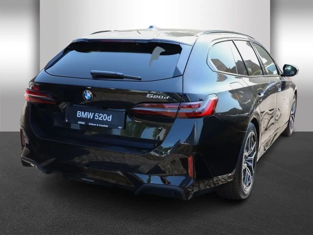 BMW 520 520d M-Sport Touring