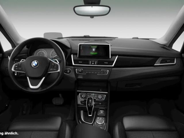 BMW 220 220i Sport Line