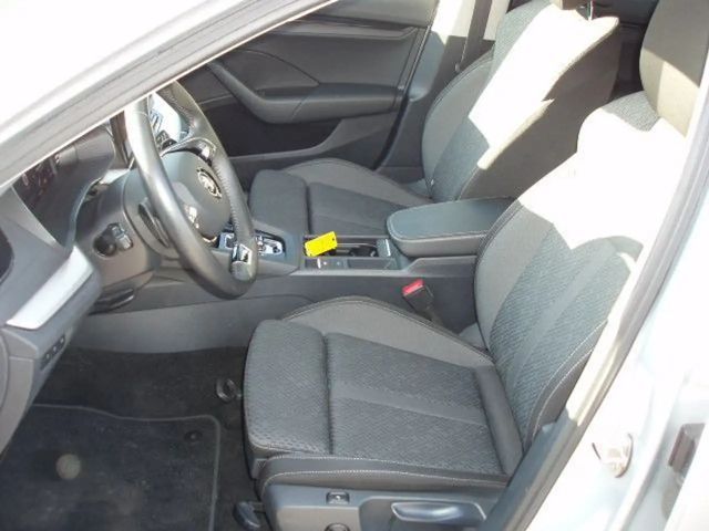 Skoda Octavia Clever Combi