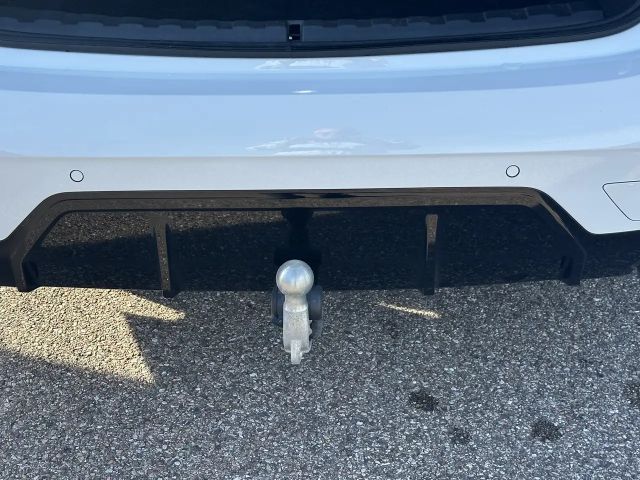 BMW 330 330i M-Sport Sedan