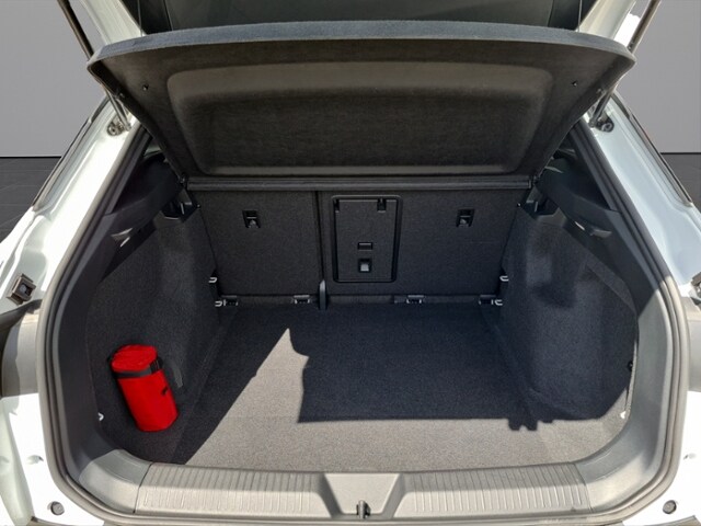 Volkswagen ID.4 150kW +AHK+WR+WÄRMEPUMPE+NAVI+MATRIX