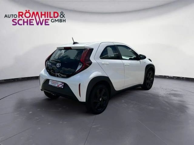 Toyota Aygo X Hatchback Play X-play