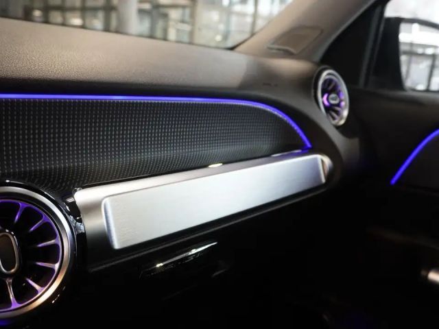 Mercedes-Benz GLB 250 *ACC*AHK*BURMESTER*PANO*360°KAM*STHZ*