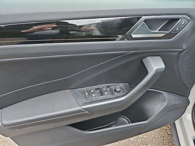 Volkswagen T-Roc DSG R-Line