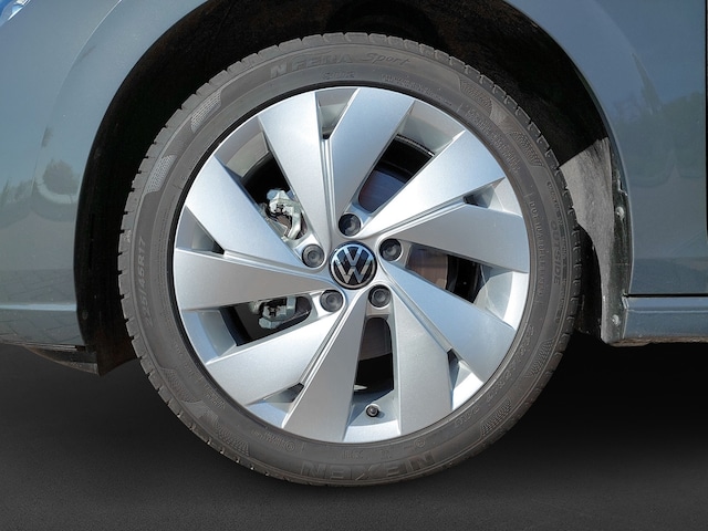 Volkswagen Golf 1.5 eTSI Style