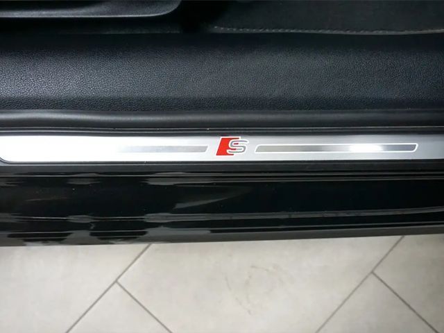 Audi A4 40 TDI Quattro S-Line S-Tronic