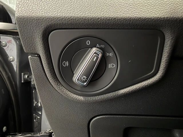 Volkswagen Touran DSG Highline R-Line