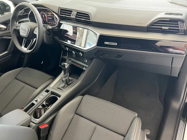 Audi Q3 35 TFSI S-Line