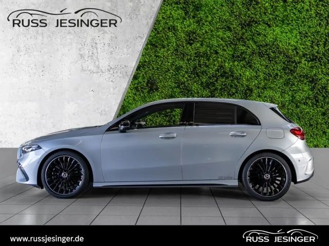 Mercedes-Benz A 220 4MATIC AMG Line