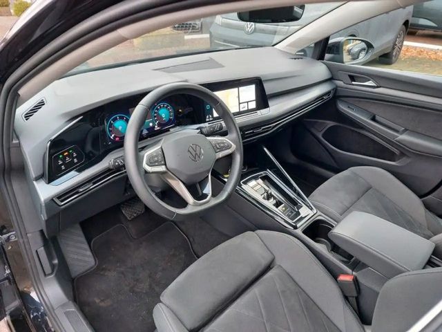 Volkswagen Golf DSG Golf VIII Style Variant