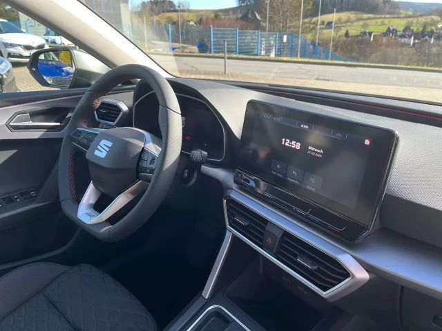 Seat Leon 1.5 eTSI DSG FR-lijn Sportstourer