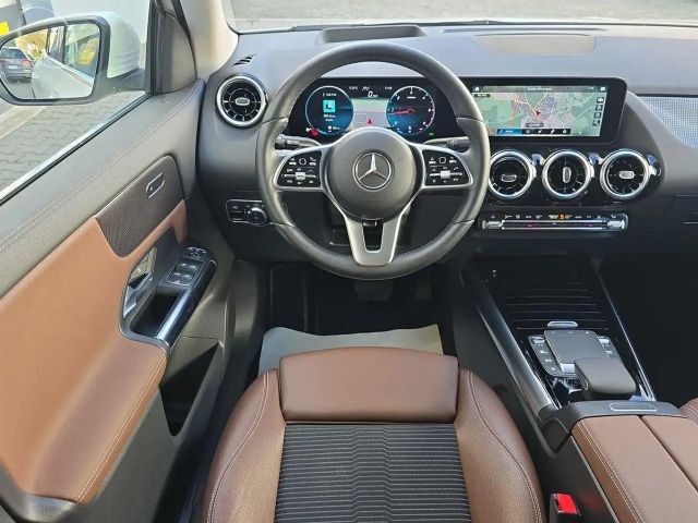 Mercedes-Benz GLA 220 4MATIC GLA 220 d