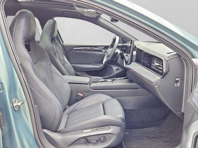 Volkswagen Passat 2.0 TDI R-Line Variant