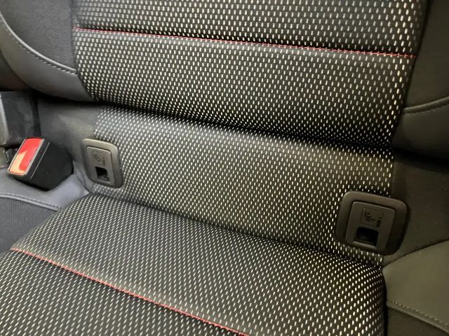 Volkswagen T-Roc 1.5 TSI DSG Sport