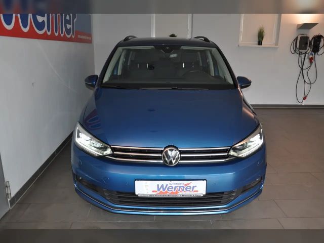 Volkswagen Touran 2.0 TDI Highline R-Line