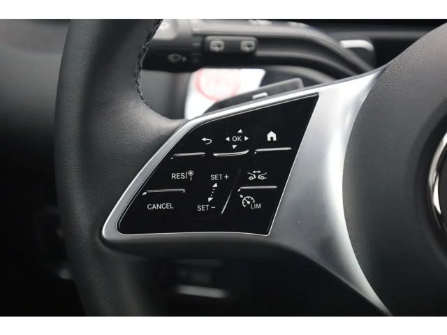 Mercedes-Benz EQB 300 4MATIC Progressive