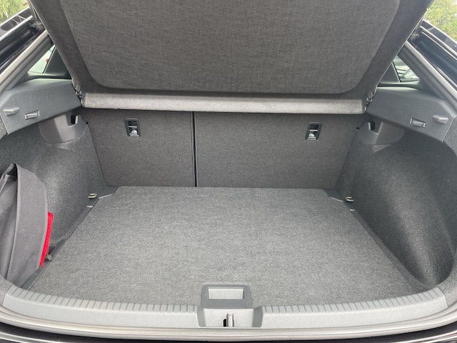 Volkswagen Taigo 1.0 TSI DSG R-Line