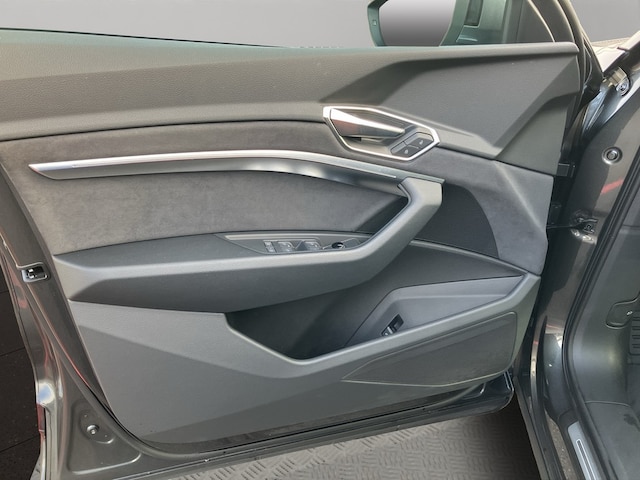 Audi Q8 e-tron 50 Quattro S-Line