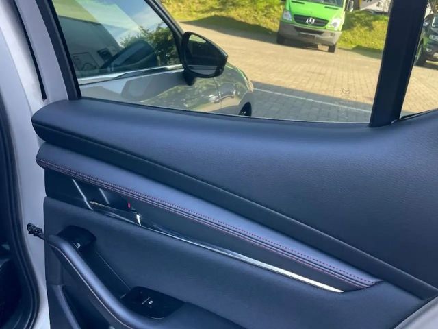 Mazda 3 Homura S SkyActiv