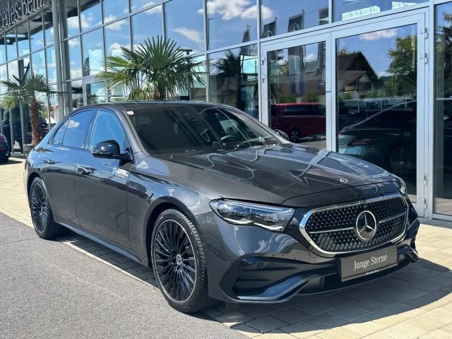 Mercedes-Benz E 220 4MATIC E 220 d Sedan