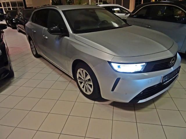 Opel Astra Business Elegance Sports Tourer