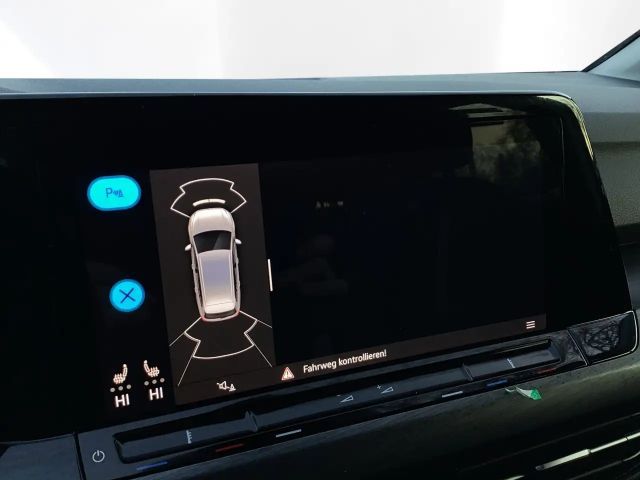 Volkswagen Golf 2.0 TDI DSG Style Variant