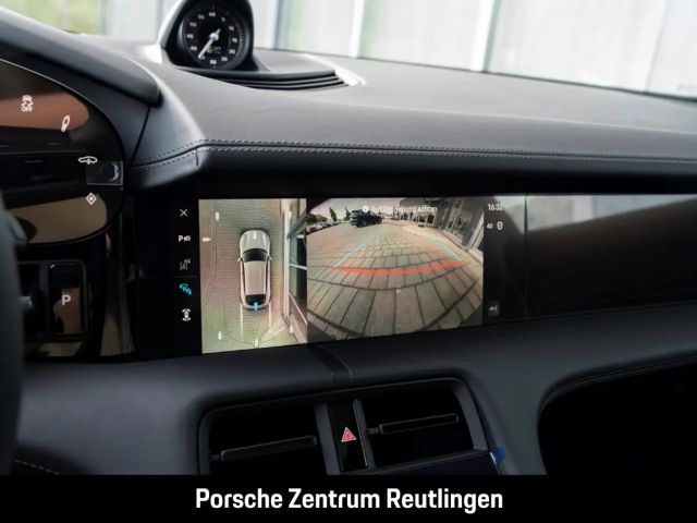 Porsche Taycan 4S Cross Turismo