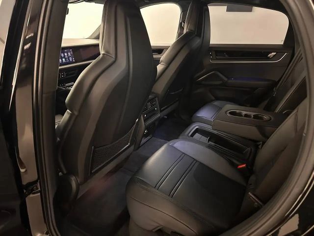 Porsche Cayenne Coupé E-Hybrid Turbo