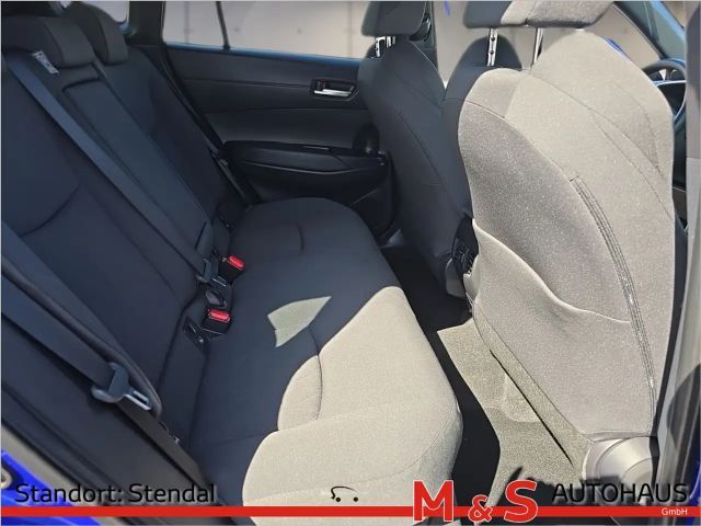 Toyota Corolla Cross Hybride Team D