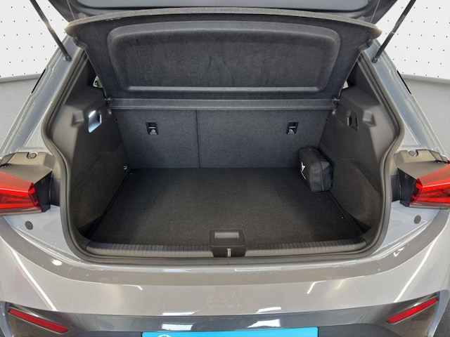 Cupra Born Born *WÄRMEPUMPE*Navi*Kamera*Keyless*19ZOLL*LED*ACC*62 kWh*