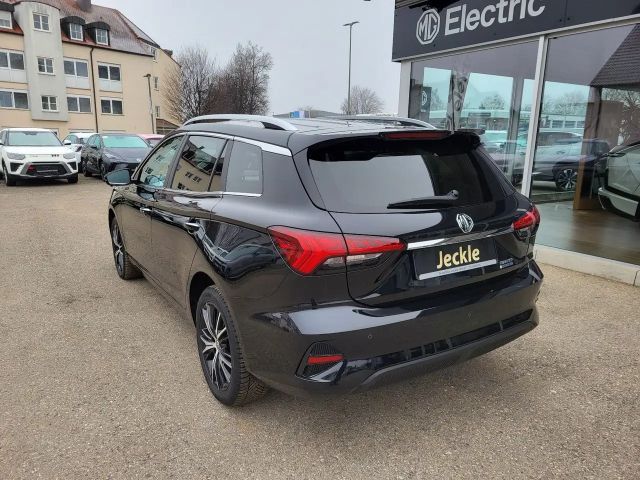 MG MG5 Luxury
