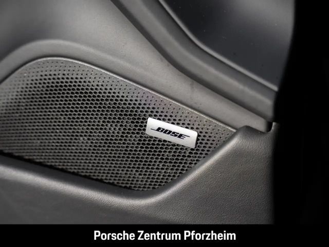 Porsche Taycan 4S Cross Turismo