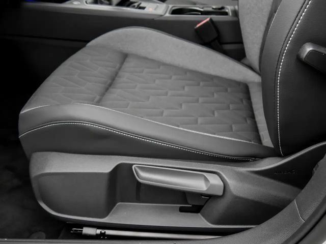 Volkswagen Golf 1.5 TSI Golf VIII