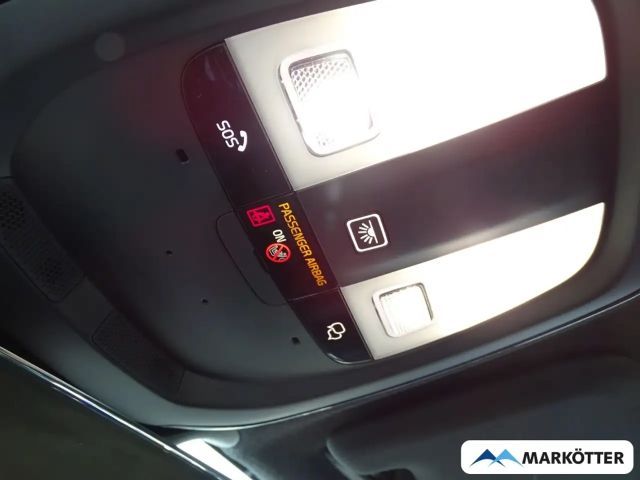 Volvo XC40 Core Recharge