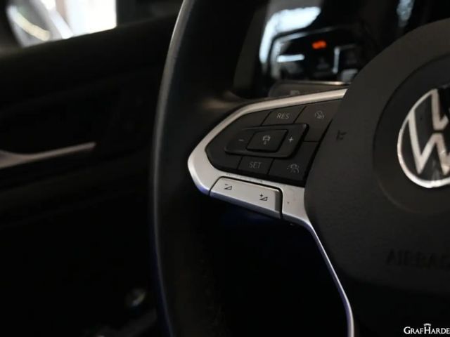 Volkswagen Golf 1.5 TSI Golf VIII Style