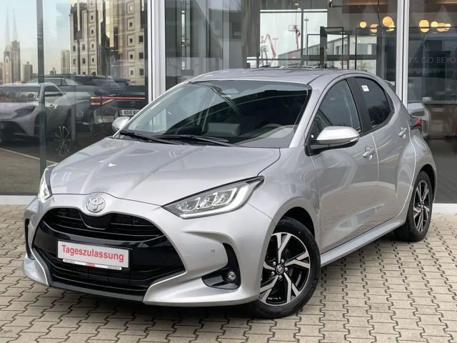 Toyota Yaris Hatchback Hybride VVT-i