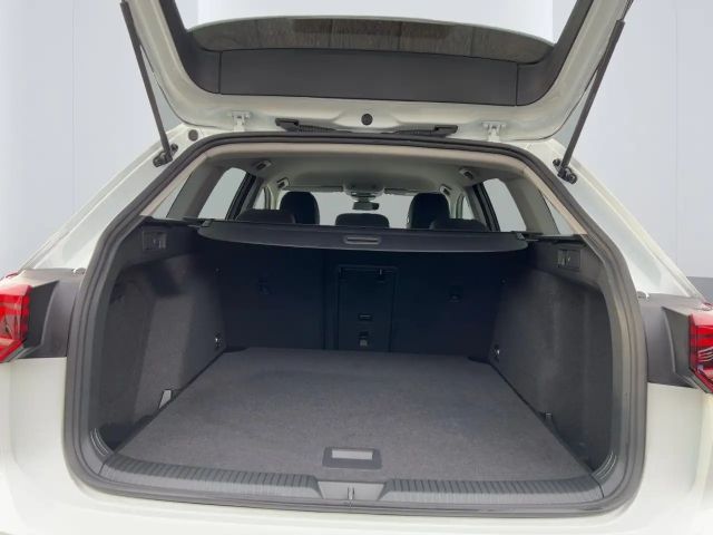 Volkswagen Golf 1.5 TSI Variant