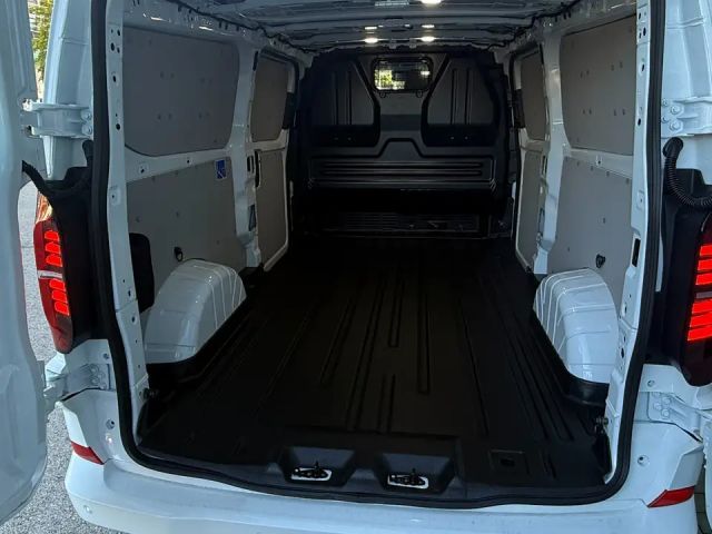 Volkswagen Transporter Lang T7