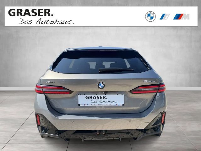 BMW 520 520d M-Sport Touring xDrive