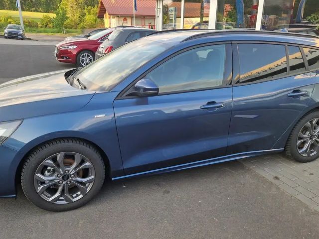 Ford Focus ST Line