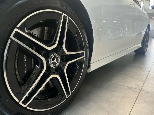Mercedes-Benz CLA 250 4MATIC AMG Line Premium