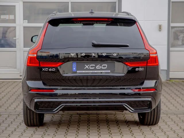 Volvo XC60 AWD Dark Plus