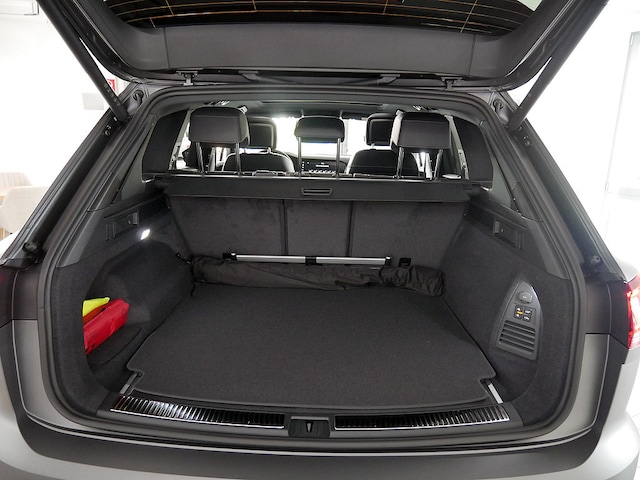 Volkswagen Touareg 4Motion R-Line