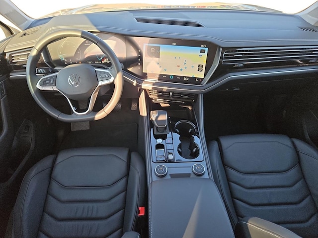 Volkswagen Touareg Touareg TDI, AHK/KAM/ACC/19 ZOLL/LEDER/NAVI/KLIMA/SHZ uvm.