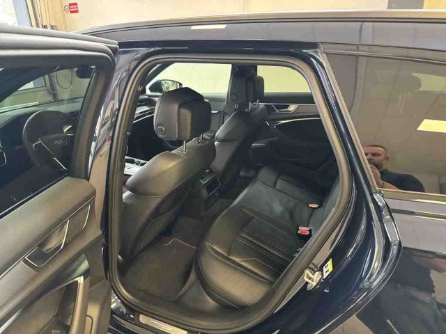 Audi A6 55 TFSI Avant Quattro S-Tronic Sport