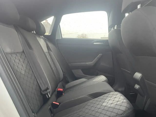 Volkswagen Taigo AUT